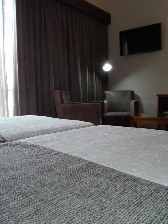 Hotel Do Centro ฟุงชาล ภายนอก รูปภาพ